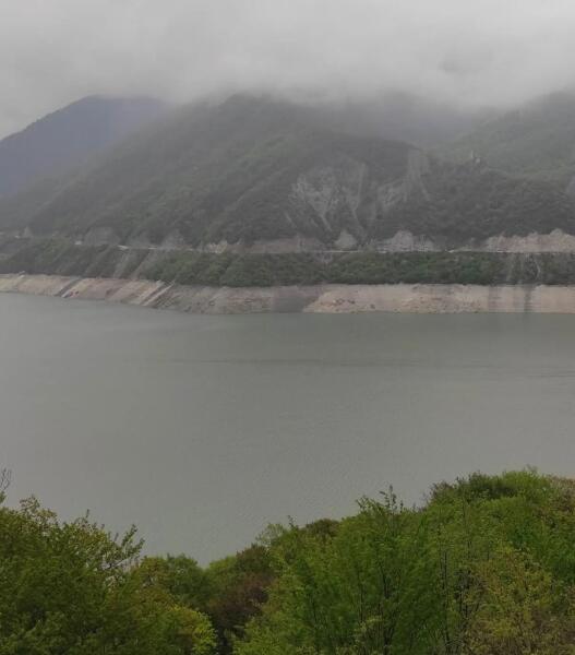 Жинвальское водохранилище Жинвальское водохранилище
