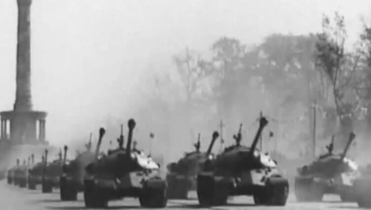 История военной техники. Почему советский супертанк ИС-3 проиграл Синайской пустыне?