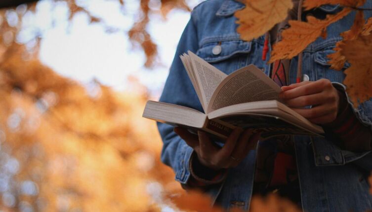 Книжная подборка. Что почитать осенью?