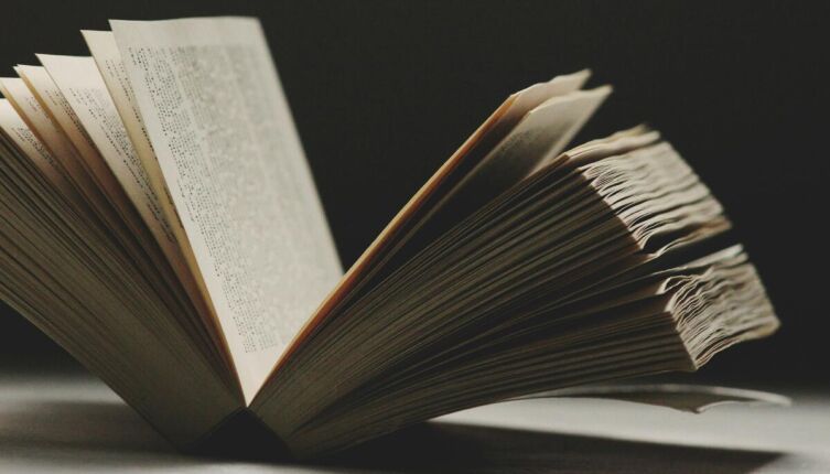 Книга Тинатин Мжаванадзе &laquo;Лето, бабушка и я&raquo;. За что могли четвертовать советскую школьницу?