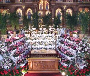 Лилии - непременный атрибут американской пасхи