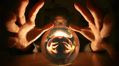 Стоит ли верить гадалкам?