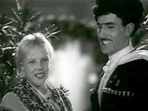 М. Ладынина и В. Зельдин в фильме "Свинарка и пастух"