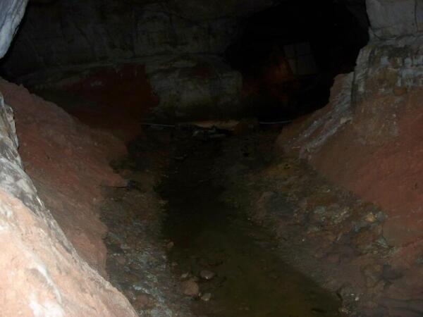 Подземная речка