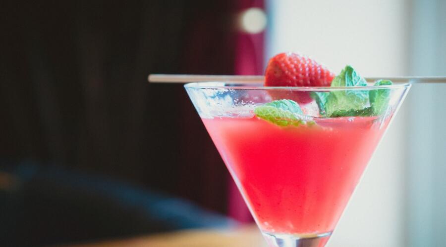 Тест о популярных алкогольных коктейлях. Угадаете ли вы их составляющие?