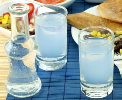 Фото: http://jj-tours.ru/articles/greece/greece-alcohol.html