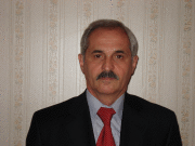 Гаджибек Кухмазов