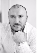 Станислав Кушнер