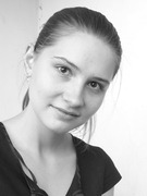 Юлия Николаева