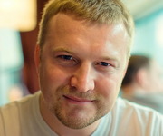 Евгений Шмелев